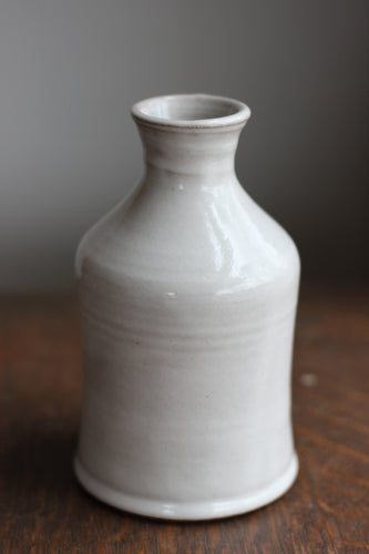 Short Bottle Vase in Stoneware White